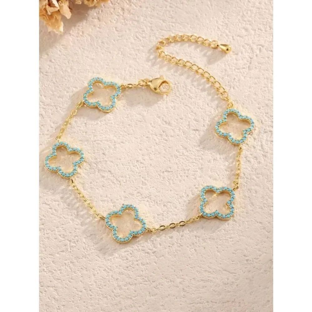 Blue clover bracelet A1789